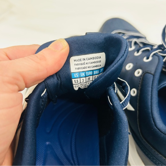 Mizuno Women's 9-Spike Advanced Finch Elite 5 TPU Softball Cleats in navy - Picture 5 of 6